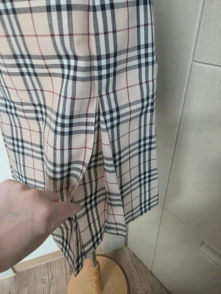 버버리 정품 스커트 (봄 여름용--4
