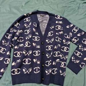 샤넬 여성 가디건 free사이즈
