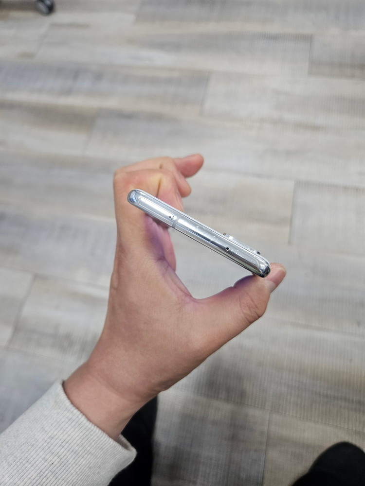 갤럭시s20fe화이트판매 중고폰 정상해지--4