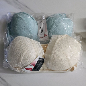 브라 팬티 심플레이스 노와이어 속옷세트 2종 #새상품# 이미지