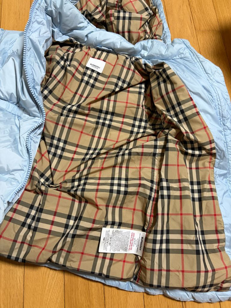 버버리 키즈 패딩 8y--2