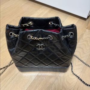 샤넬 가브리엘 백팩 짝퉁