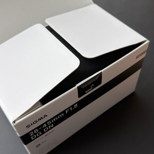 시그마소니마운트 28-45mm F1.8 표준 줌 렌즈