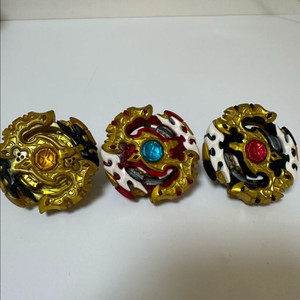 베이블레이드 버스트 레퀴엠 3종 (레드,블랙,골드)