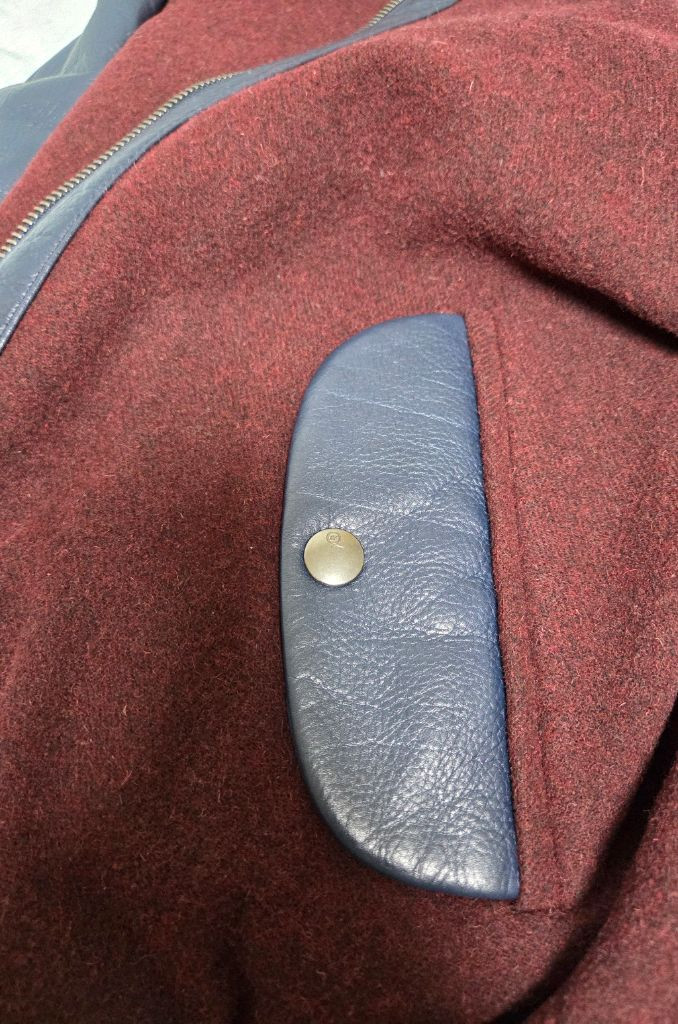 맥퀸 바시티 레더자켓--6