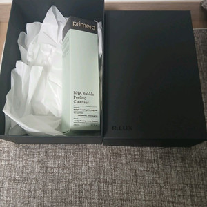 럭스 버블 필링 클렌저입니다