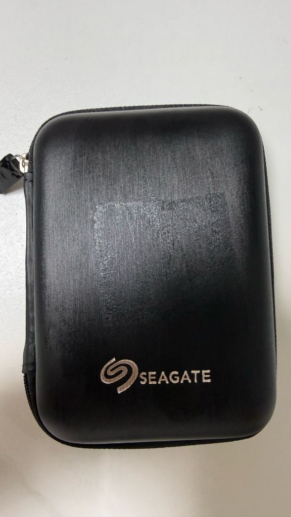 Seagate 외장하드 케이스 + 케이블 포함 2TB--2