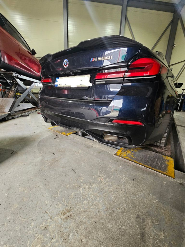 g30lci 550i M퍼포먼스 디퓨져 판매합니다--1