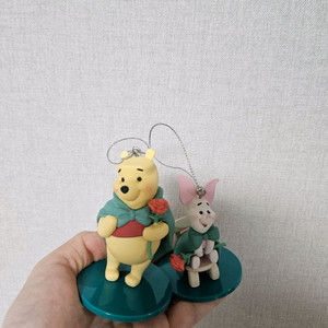 디즈니 푸우와 피글렛 가챠 피규어 판매합니다