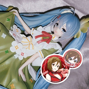 보컬로이드 하츠네 미쿠 클로버 미소녀 피규어 누들스토퍼 쿠지 메이코 캔뱃지 일괄 이미지
