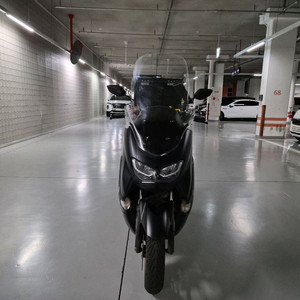 Nmax125 21년식 팝니다