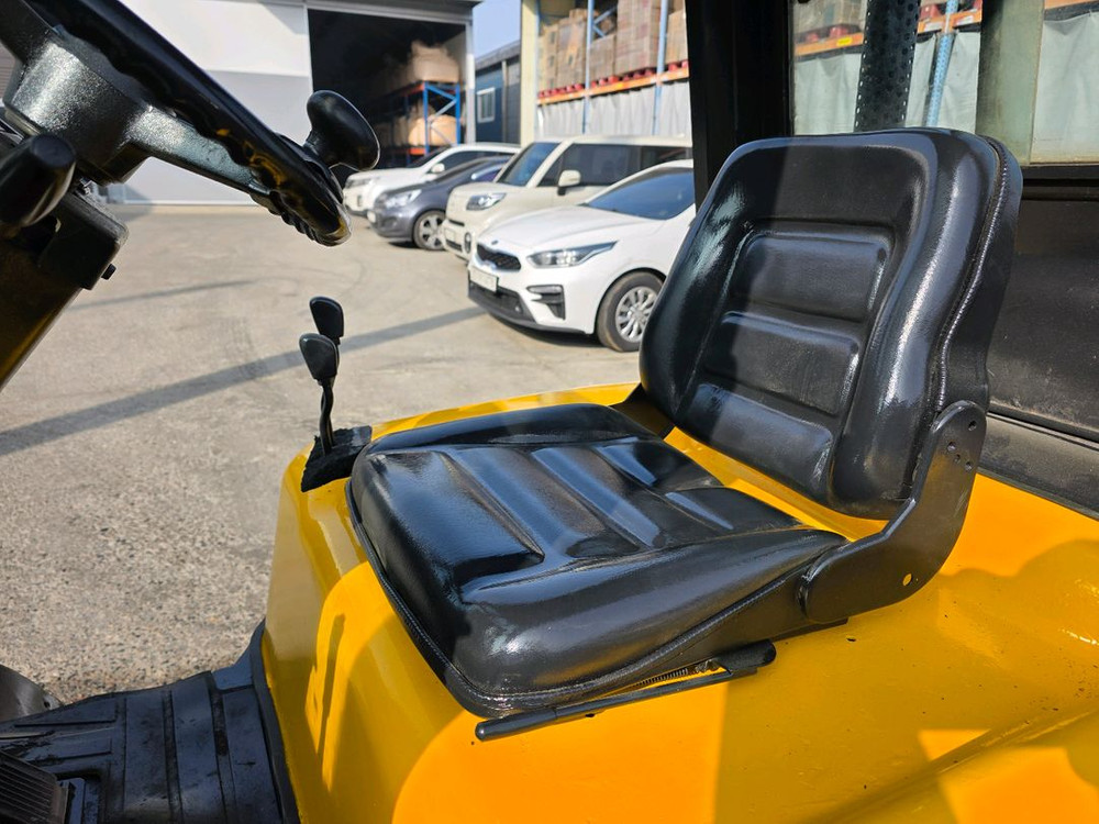 제값 다하는 두산 2.5톤 중고지게차,무넘버 디젤지게차 980만원 판매--8