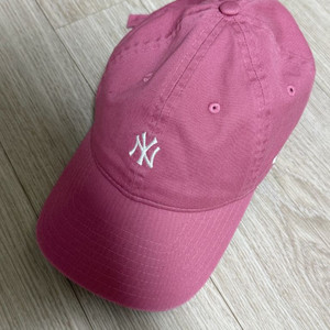 MLB 뉴욕 양키스 미니 로고 언스트럭쳐 볼캡 카시스 #14205768 (뉴에라 모자 핑크)