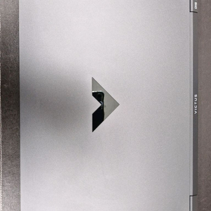 게이밍노트북 빅터스 16-d1121TX팝니다