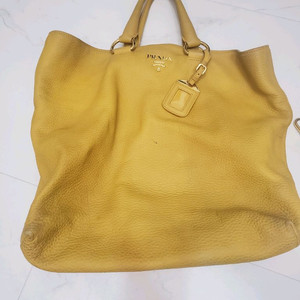 프라다 사피아노 토트백 가방 이미지