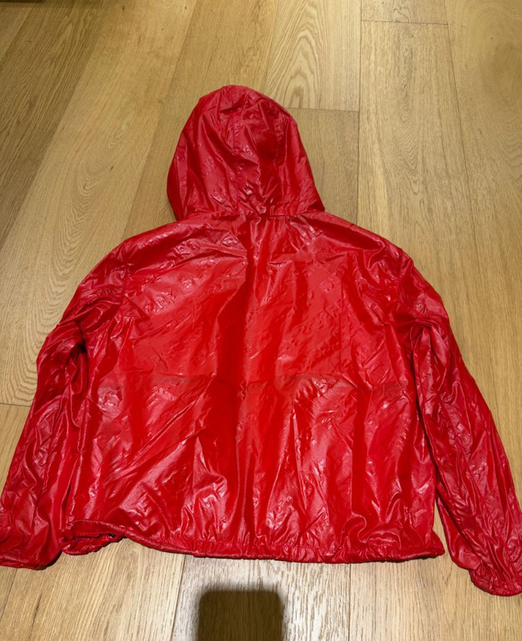 버버리 키즈 엠보싱 로고 바람막이 10Y 팝니다--2