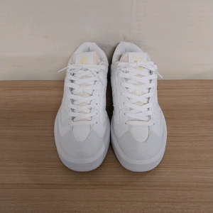 남녀공용 뉴발란스 CT302 화이트 가죽 스니커즈, 운동화 (235)