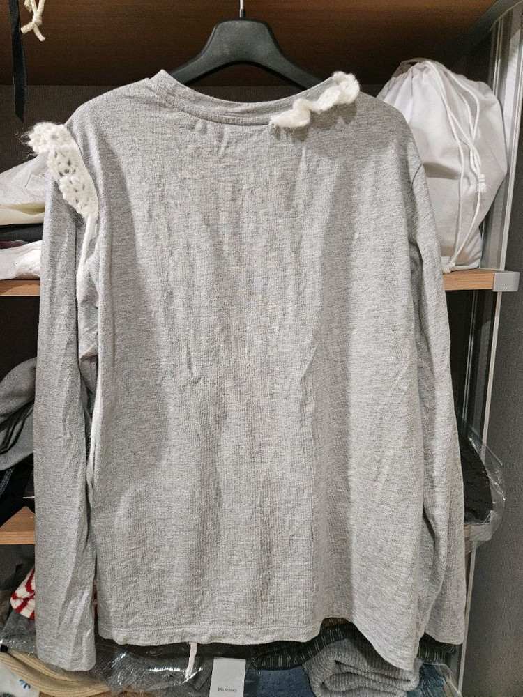 럭키슈에뜨 레이스 프릴 티셔츠--4