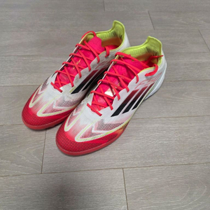 아디다스 F50 프로 TF 260 판매