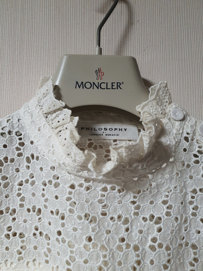 한섬 필로소피 펀칭 레이스 블라우스 55 사이즈 정품--4