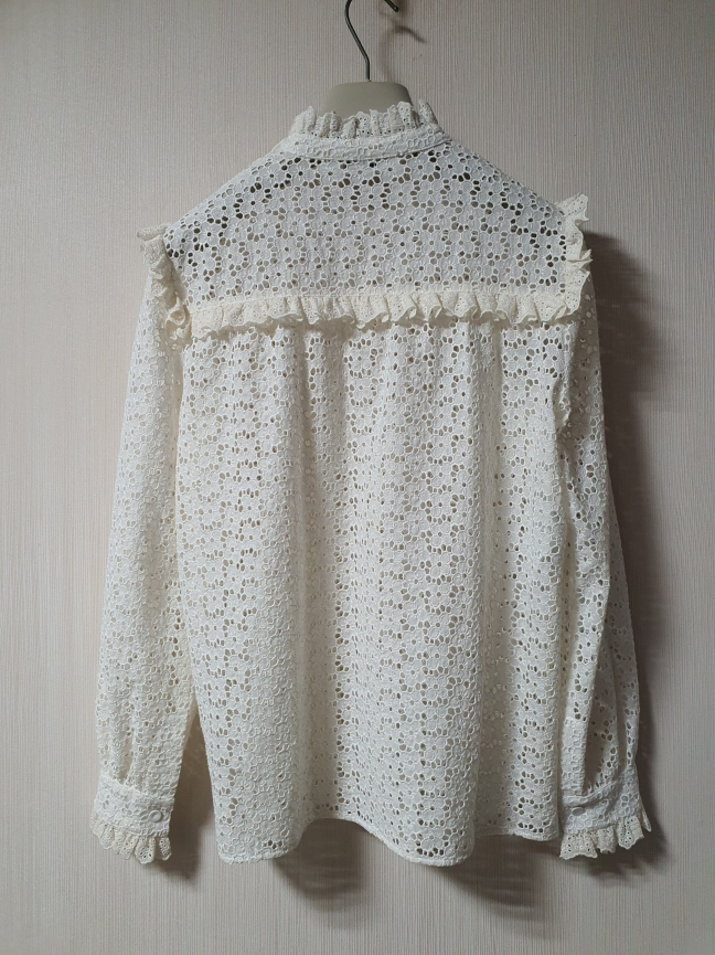 한섬 필로소피 펀칭 레이스 블라우스 55 사이즈 정품--6