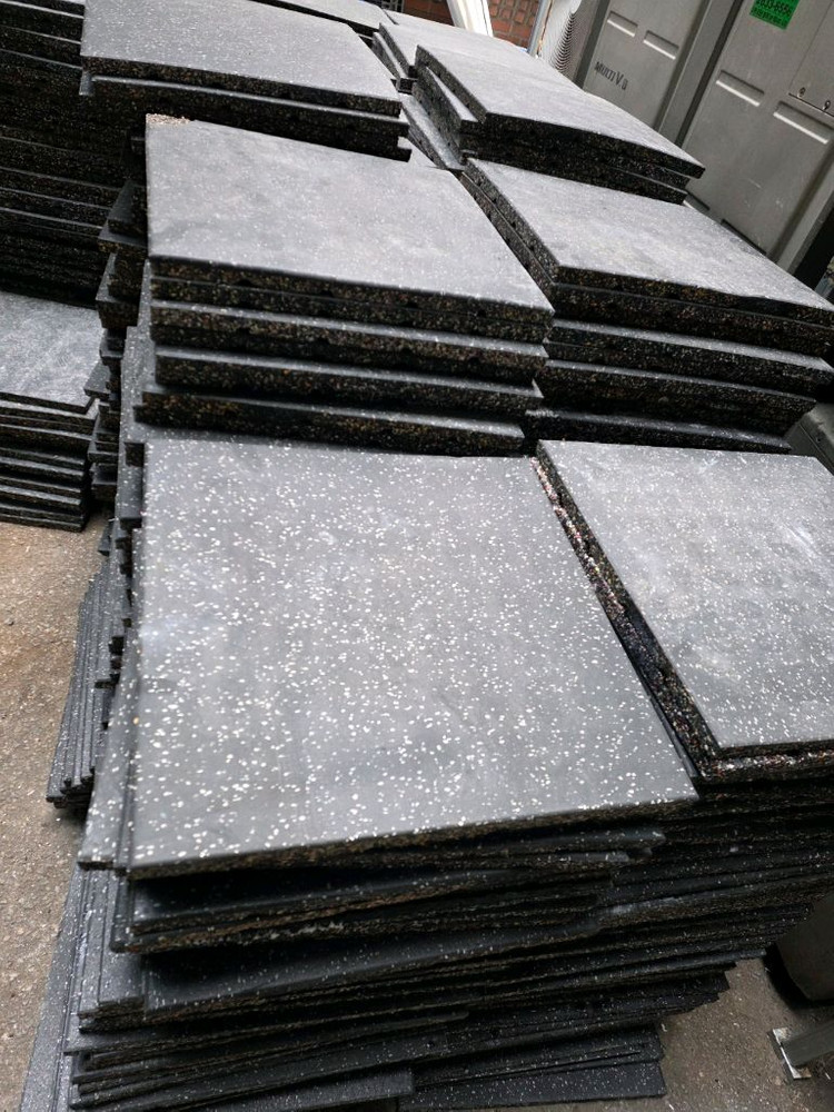 중고 25T 코팅 고무 블럭, 약 300장, 상태 무난--1