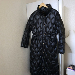 JULL-LOG 줄로그 글로시 롱 다운 경량 패딩