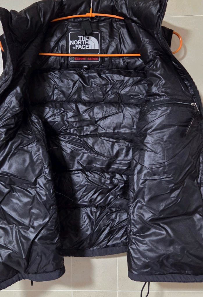 노스페이스 써밋 경량 패딩조끼 S(80) 택포--3