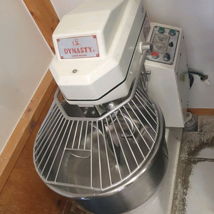 다이너스티 스파이럴 믹서 스파 믹서기 이미지