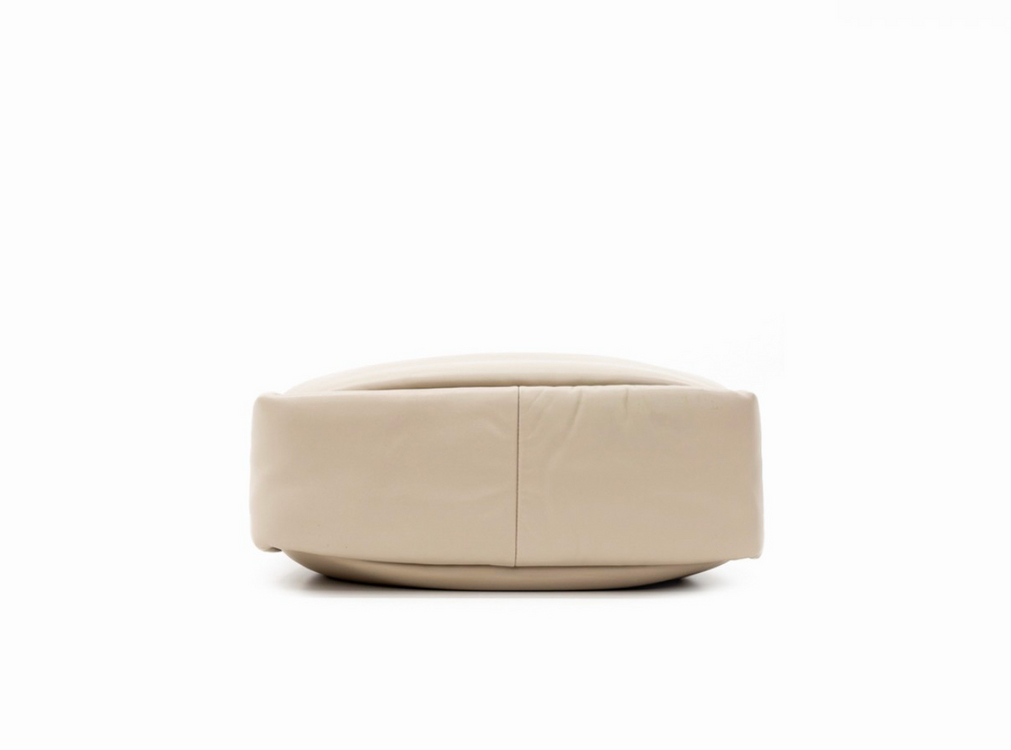 [M] 프라다 패디드 소프트 패딩 니파 레더 백 미디움 데저트 베이지--4