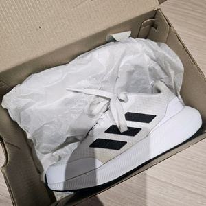 [네고칼차단] 아디다스 키즈 런팔콘 180