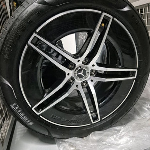 벤츠 E클래스 w214 amg 19인치 휠타이어 한대분