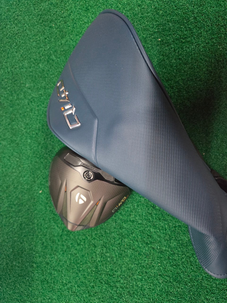 한국정품 테일러메이드 Qi4D MAX 드라이버 헤드 이미지