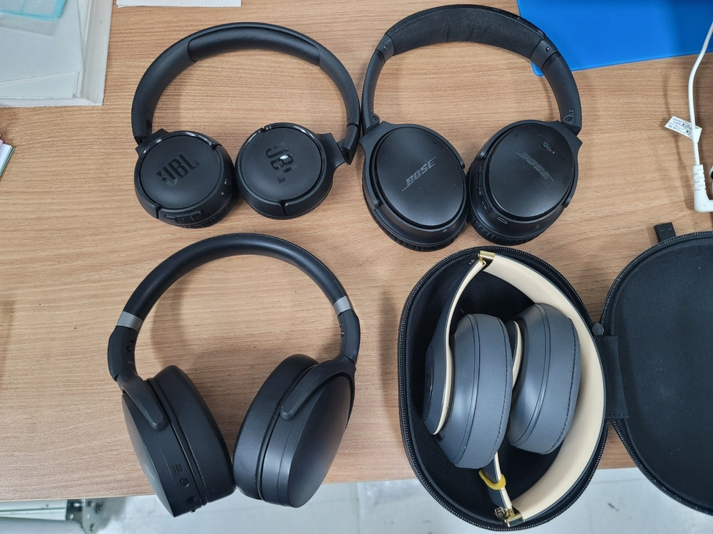 무선헤드폰 JBL 510BT 젠하이저 HD450 BT 소니 CH520 BLUEDIO 이미지