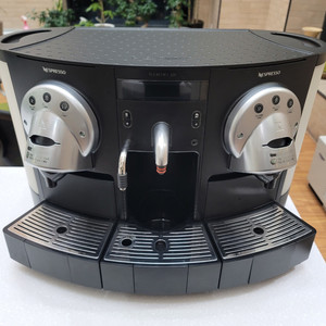 네스프레소 프로페셔널 제미니 220 CS223 풀타워 캡슐 커피 머신 기업용 카누 바리스타 어반