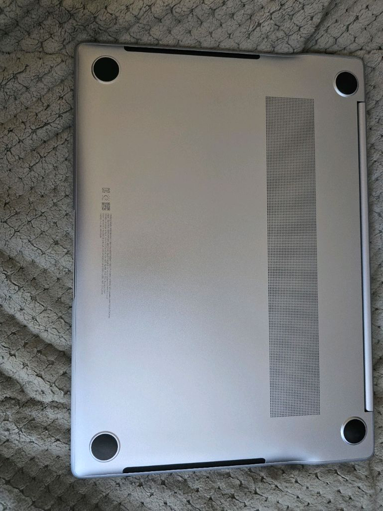 갤럭시북4엣지 14인치--3