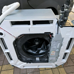 엘지40평 30평 천장형인버터 냉난방기 팝니다