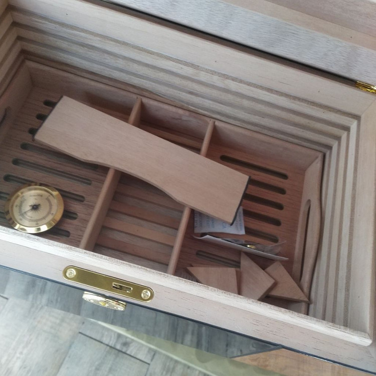 CIGARLOONG 삼나무 휴미더--2