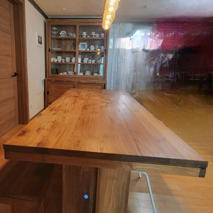 세덱 에스니크래프트 그릇장 식탁 판매합니다