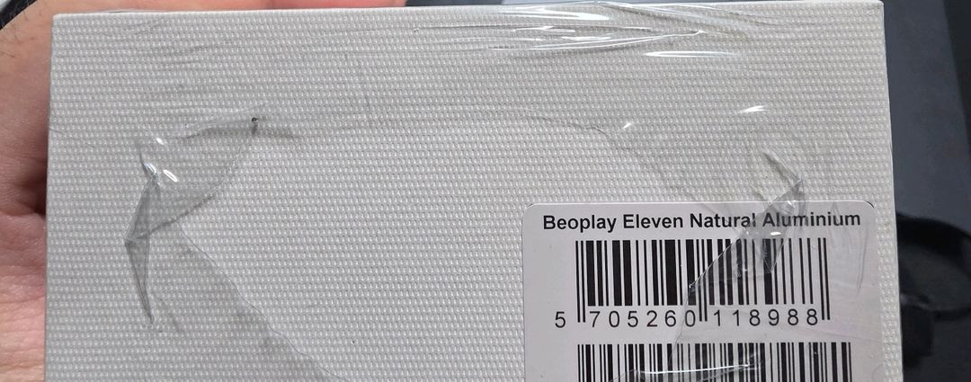 뱅앤올룹슨 베오플레이 일레븐 미개봉품 팝니다--2