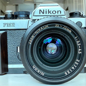니콘 FM2 필름 카메라