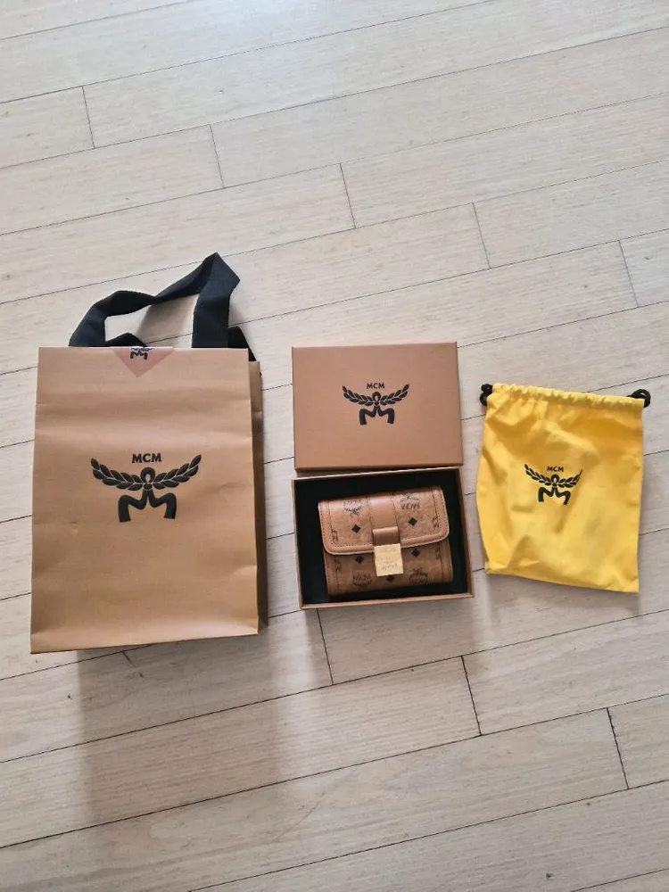 MCM반지갑 이미지