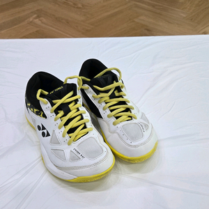 요넥스 배드민턴화 220 사이즈