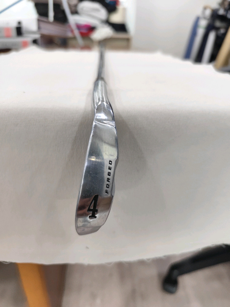 스릭슨 I-506 포지드 4번 아이언(샤프트 S300)--0