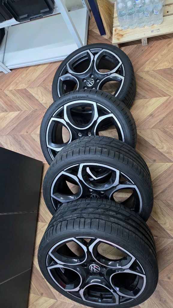 19인치 순정휠 타이어 세트--1