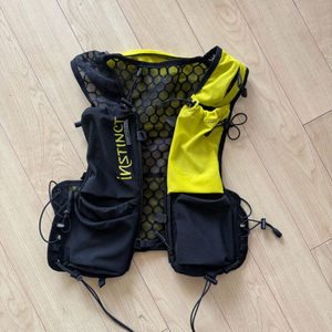 인스팅트 트레일 러닝 베스트 4.5L 이미지