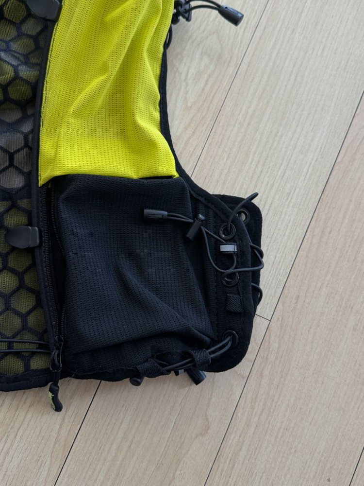 인스팅트 트레일 러닝 베스트 4.5L 이미지