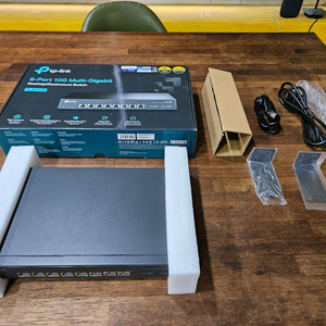 티피링크 sx1008 10g 8포트 스위칭허브 풀박스