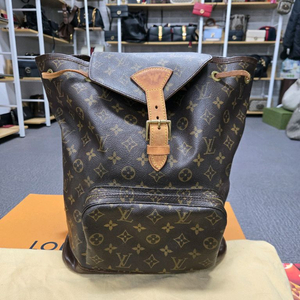 [특가][정품] 루리비통 몽수리 백팩
