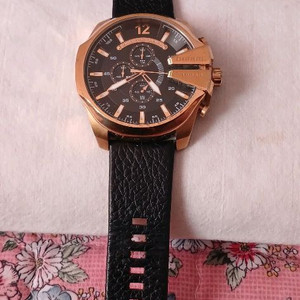 디젤 메가치프 시계